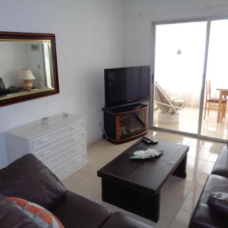 Edificio Apolo 4 Apartment *