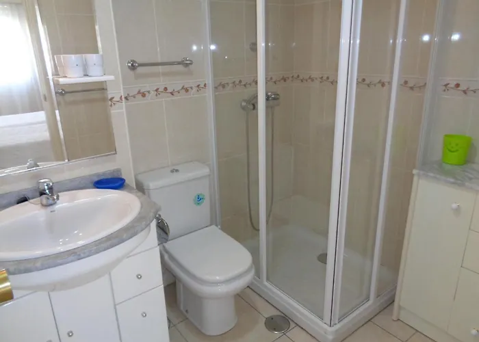 Edificio Apolo 4 * كاليبي